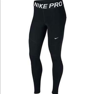 Nike Women's Pro Tights In Black-Sz.XL